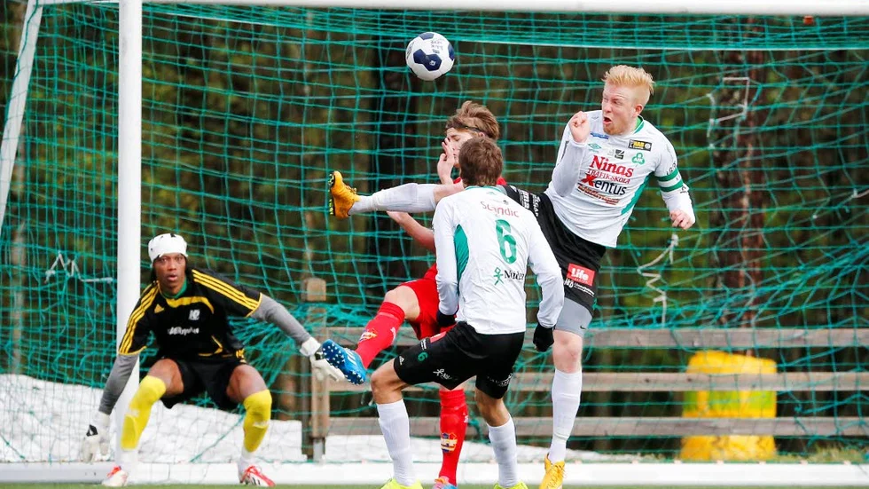 Besegrat. Bergnäsets AIK föll hårt på bortaplan mot topplaget Ånge.