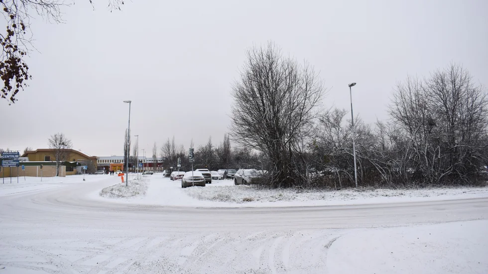 Än ser allt ut som vanligt på Anderstorg, och parkeringarna finns kvar. 