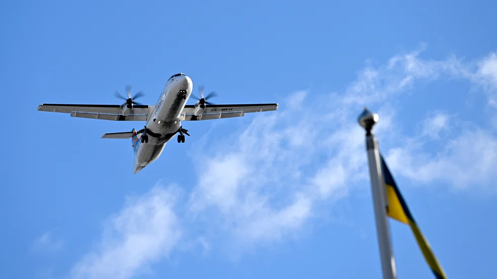  Regeringen har varit mycket tydliga med att flygskam är en onödig och orimlig företeelse. Sanningen är att elflyg, vätgas och andra fossilfria drivmedel håller på att skapa framtidens gröna flyg. 