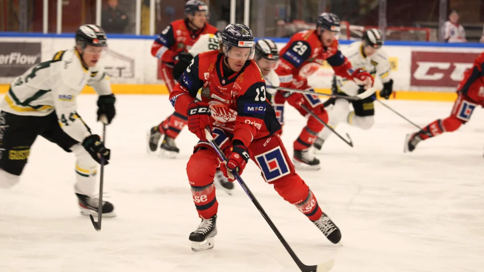 Troy Loggins gav VIK ledningen med 1-0.