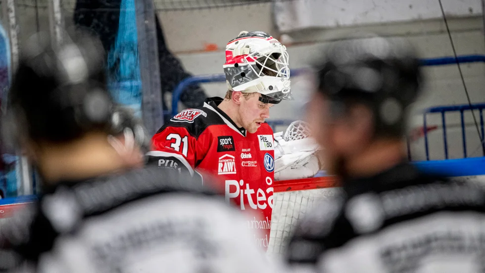 John Westermark tvingades amputera bort en del av ett finger efter olycka.
