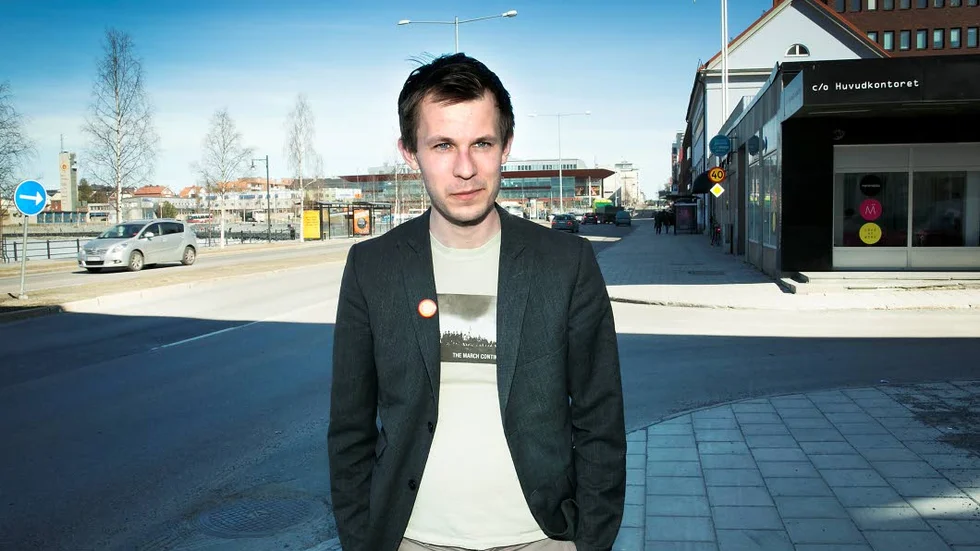 ANTIRASIST. Alexander Bengtsson är vice vd på stiftelsen Expo. På torsdagen besökte han Luleå för att prata om strategier för att motverka rasism.