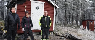 "Vi bor i byn som kommunerna glömde bort" (PLUS)