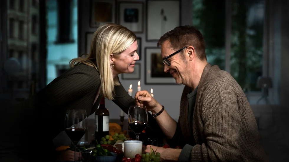 Caroline Söderström och Johan Gry i "Du är min nu". Pressbild.