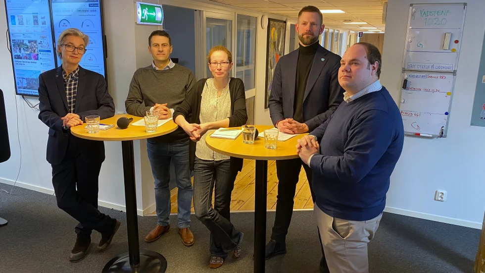 Maria Persdotter (C), Elias Georges (S), Lina Handberg, chefredaktör MVT, Mark Henriksson (M), Marcus Lejonqvist (SD).