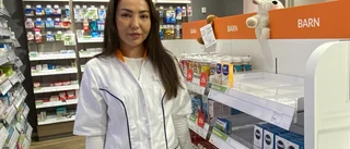 Eskilstuna-föräldrar oroliga för trippelsmittan – bunkrar barnmedicin