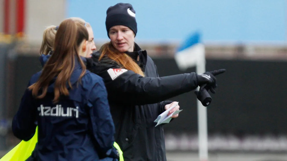 Tränaren Vaila Barsley anser att laget gör framsteg för varje dag och nu hoppas hon United ska kunna skaka BP i cupen.
