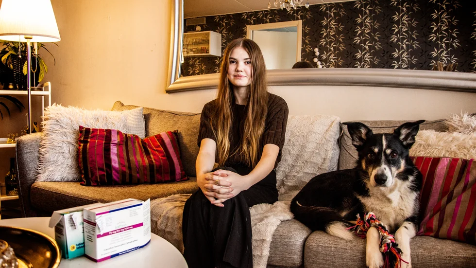 "Jag andas jättelätt nu", säger Tilde Hedberg, 19, redan efter en vecka med sina nya mediciner. Nu lär hon orka fler promenader med familjens hund Zeus.