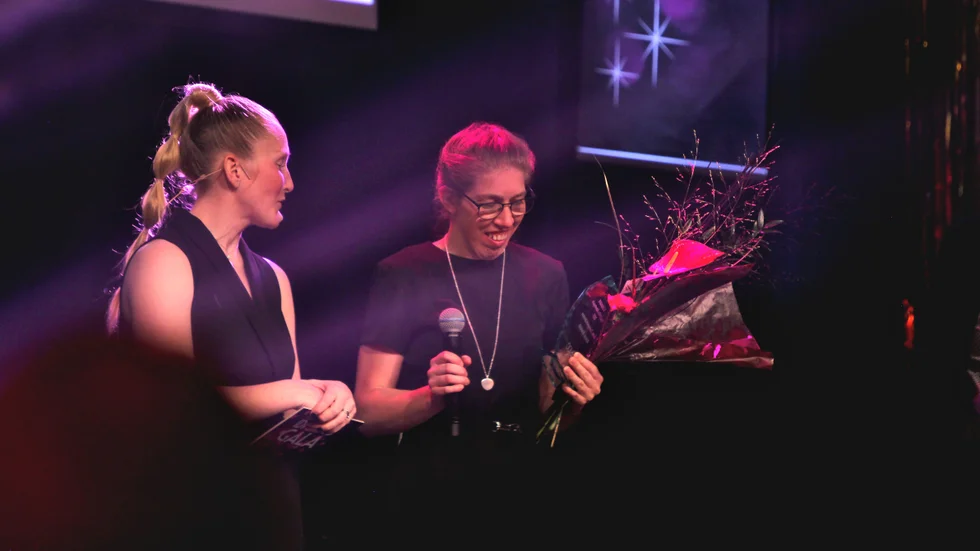 Kristin Björfeldt tillsammans med Kim Martin Hasson vid Idrottsgalan i Linköping 2023. Under fredagen leder hon själv Parasportgalan i Göteborg tillsammans med rutinerade TV4-ankaret Per Skoglund. 