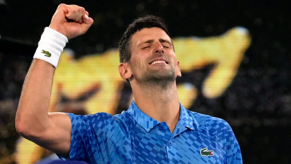 Novak Djokovic tar sin pappa Srdjan Djokovic i försvar.