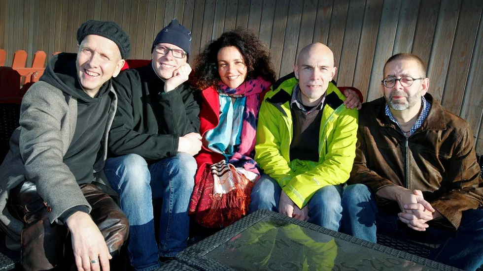Pajala Tatawin: Erling Fredriksson, sång och bas, Alexander Lindgren, gitarr och sång, Amina Annabi, sång, Jan Johansson, sång dragspel och kalimba och Tomas Isacsson, percussion, piano och sång.