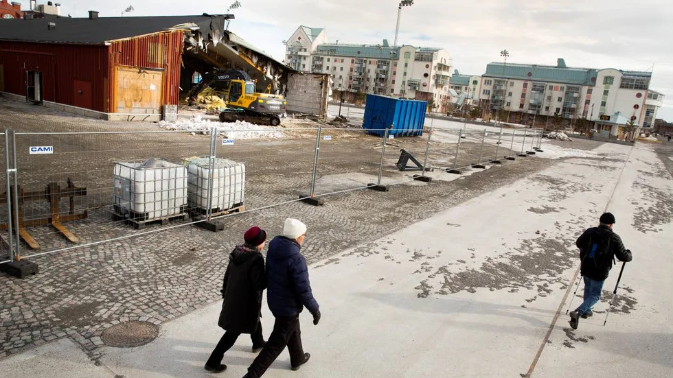 MAGASINSSLUT. Magasinet i Södra hamnen rivs och det ska byggas något nytt. Äntligen...