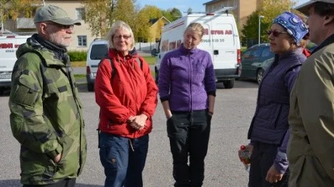 Instruktören Christer Hansson, författare till boken Spår!, har i helgen delat med sig av sina kunskaper till deltagarna i Arvidsjaurs brukshundsklubbs specialspårkurs.