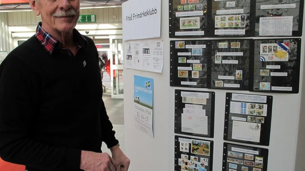 Fotboll är temat för årets Frimärkets dag och Lennart Björklund, medlem i Piteå frimärksklubb, tror det kan locka yngre samlare.