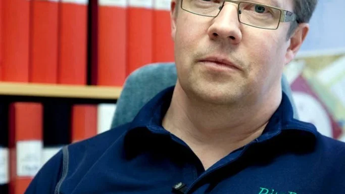 Enligt Robert Johansson, Pitebo, finns det inte tillräckligt med pengar i bolaget för att bekosta underhållsarbetena.