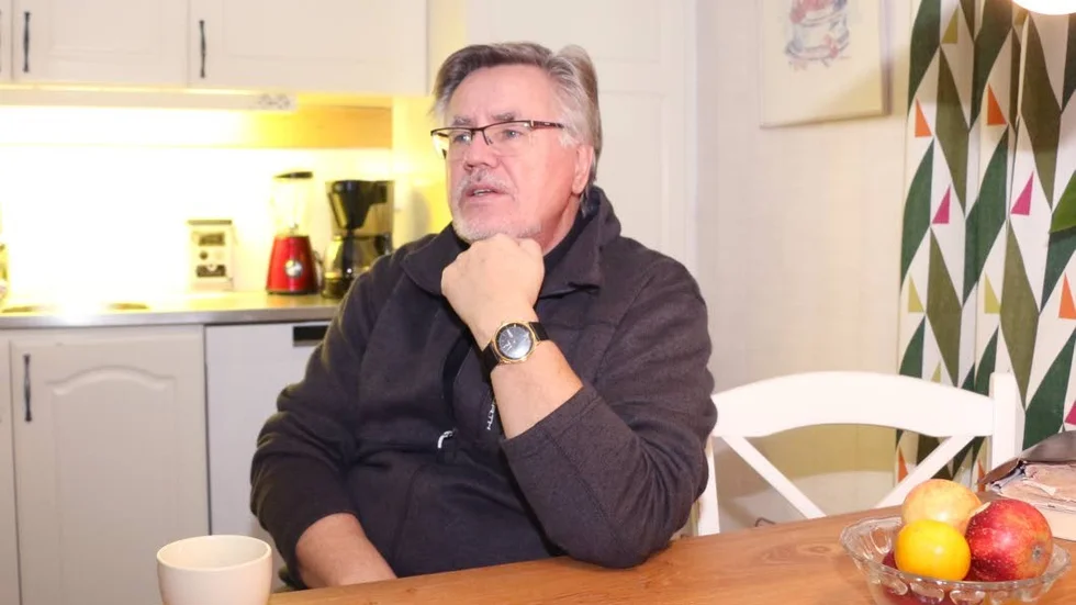 "Det är obehagligt med den nya tekniken, att någon som kanske är på andra sidan jordklotet kan komma åt min dator" säger Gösta Degerman.