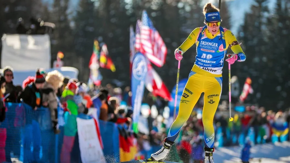 Hanna Öberg blev fyra i masstarten i världscupen.