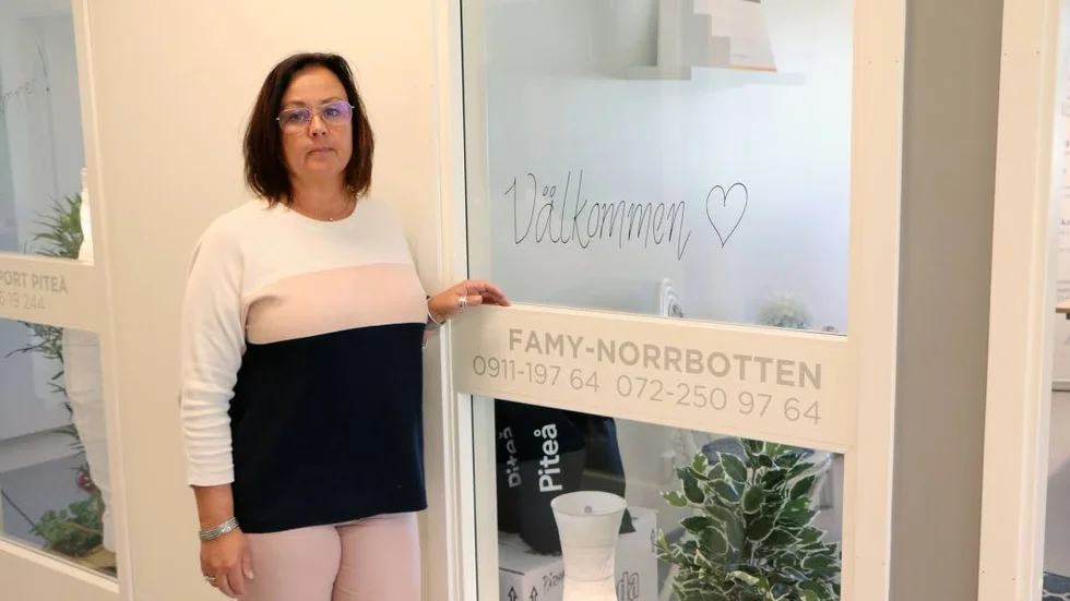 Famy riskerar att tappa 22 000 kronor per år. "Det är fruktansvärt dåligt", säger kanslisten Susanne Berglund.