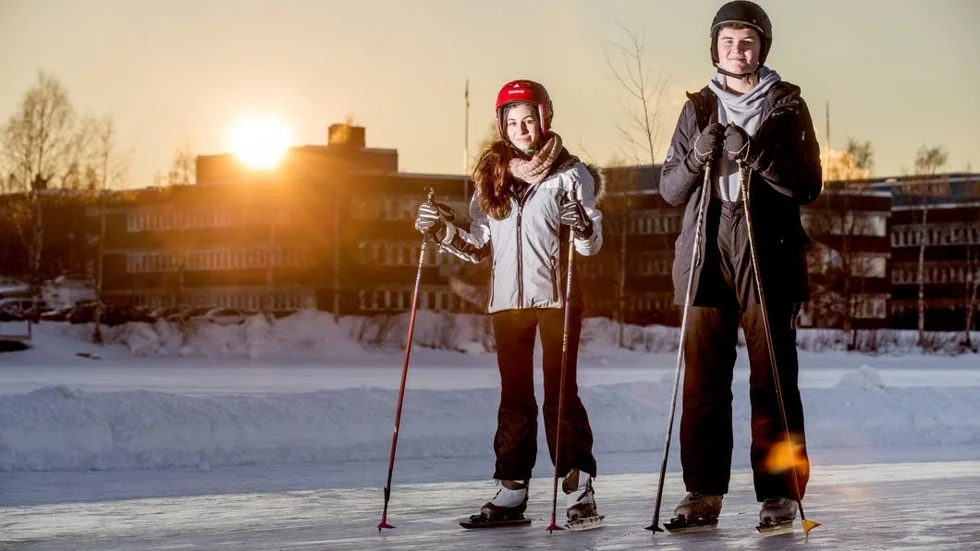 Le Bambi. Jeanne Quembre och Thibault Edouard var ute på hal is under deras och Caens sista dag i Piteå.