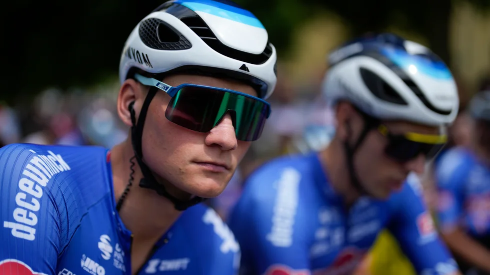 Mathieu van der Poel drog sig ur VM efter att ha gripits av polis. Arkivbild.