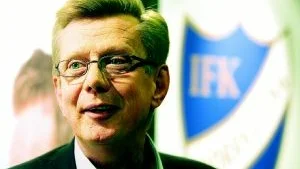 Ifrågasätts. På kort tid har två insändare nått Folkbladets redaktion. Båda ställer frågan om tilltänkte IFK-ordföranden, Hans Lundin, har tillräckligt med tid för att hoppa på ett nytt uppdrag.Foto: Robert Svensson/Arkiv