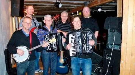 Söderköpings gatumusikorkester håller sin traditionella julkonsert (Foto: privat)