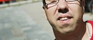 På marsch för hörbar förbättring