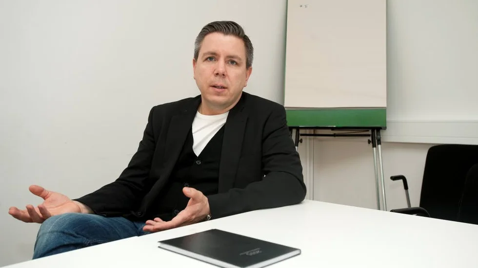 Sektionschef. Håkan Lind menar att bostadsbristen är själva kärnfrågan, men han tycker det är bra att det är uppdelat så att en särskild sektion på nationell nivå har hand om den biten.