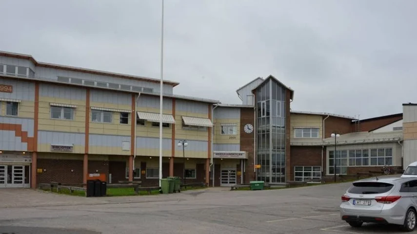 Ska trenden vända för Hornavanskolan. Under senaste åren har elevantalet sjunkit drastiskt, i år är det en liten ökning av elever som har antagits och tackat ja.