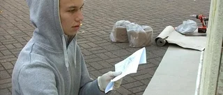 Kubistisk grafitti vid Rådhuset