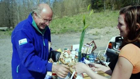 Bengt Nord gjorde ett klipp och köpte en polsk grammatikbok av Anna Söderberg.