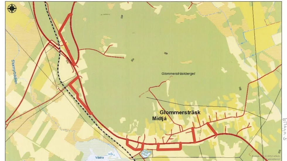 Glommersträsk. De aktuella vägarna är fetmarkerade i rött.