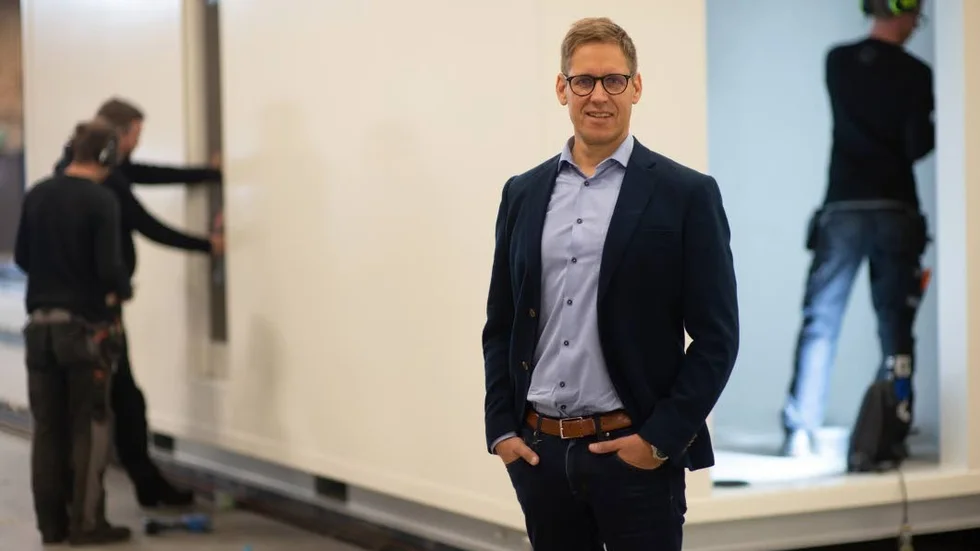 "Vi har ett mål om att nå en omsättning på 100 miljoner kronor och fortsätta vara en bra arbetsgivare i Piteå", säger Peter Nordlund, vd Box modul.