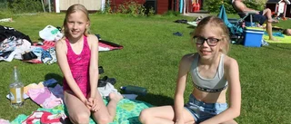 Många svalkar sig på Norrstrand