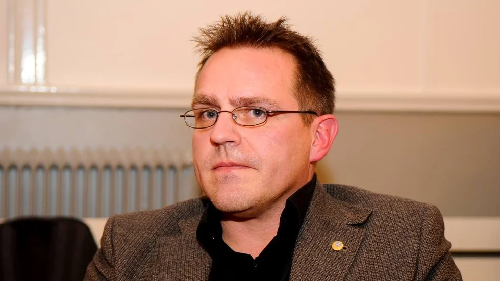 "Det har varit upp på diskussion av och till men det är jättesvårt att få något som är garanterat täckande mot sånt", säger Jan-Erik Backman, skolchef i Älvsbyn. (Arkivbild)