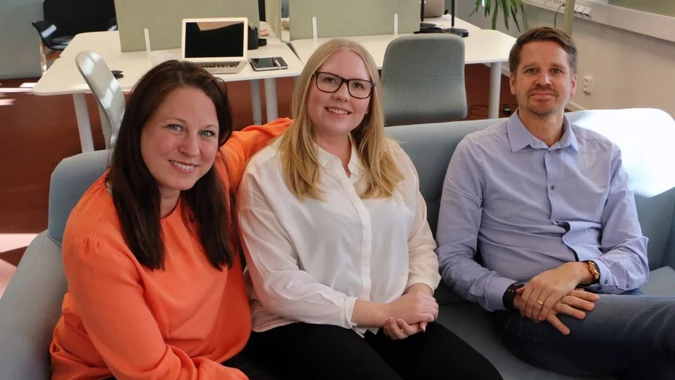 I SOFFAN Helena Karlberg, Josefin Sjögren och Göran Carlson, tre kreativa personer som arbetar med näringslivsutveckling i Piteå.