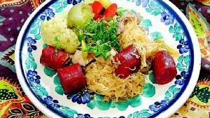 Bigos. Det är med polsk bigos som med spansk paella. Rätten finns överallt men inget recept är det andra likt. Foto: Dan Strandqvist