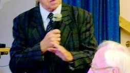 Olle Johansson är expert i pensionsfrågor på Sveriges Pensionärsförbund. Han höll en omfattande utläggning i frågan för ett 90-tal medlemmar i SPF Brukspensionärerna i Finspång. 
FOTO: TITTI OLOVSSON