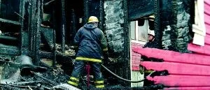 Elfel trolig orsak vid brand i sommarstuga