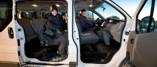 Ideella krafter kör friskolans buss