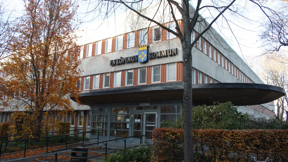 Hur många har lämnat kommunledningsförvaltningen, skriver signaturen Skattebetalare i Enköpings kommun.