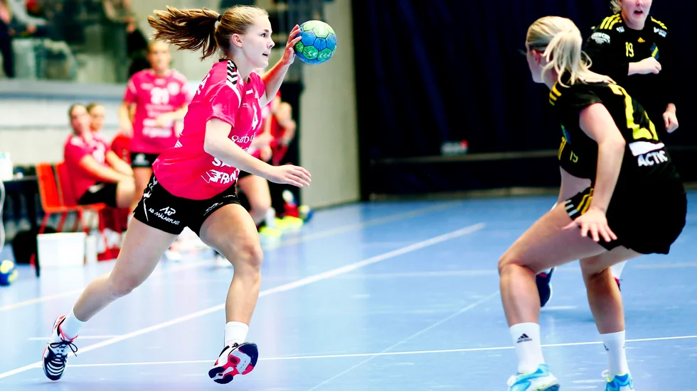 Högersexan Fanny Söderberg börjar närma sig efterlängtad comeback i Guif.