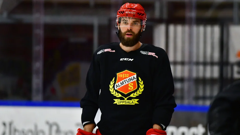 Per Svensson är på is nästan 25 minuter per match i snitt. Ingen spelar mer än honom denna säsong.