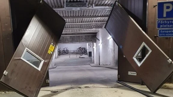 Garagets inbrottslarm gick klockan 01.15 under natten till onsdagen.