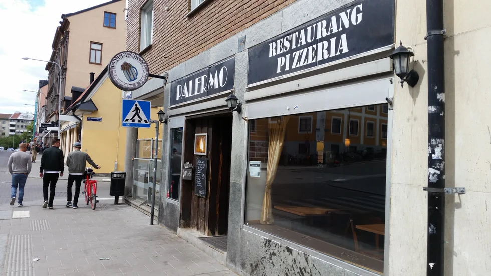 Restaurang Palermo på Sysslomansgatan blir av med sitt serveringstillstånd.