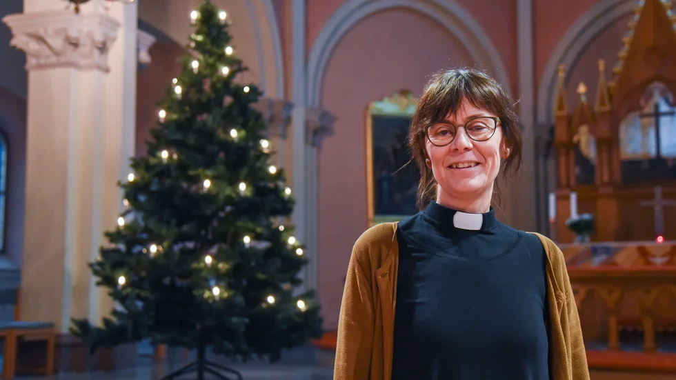 Anette Lindblom Franzén är präst i Västerviks församling som ingår i Södra Tjust pastorat. 