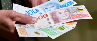 Med egen sedelpress kan man lova allt åt alla