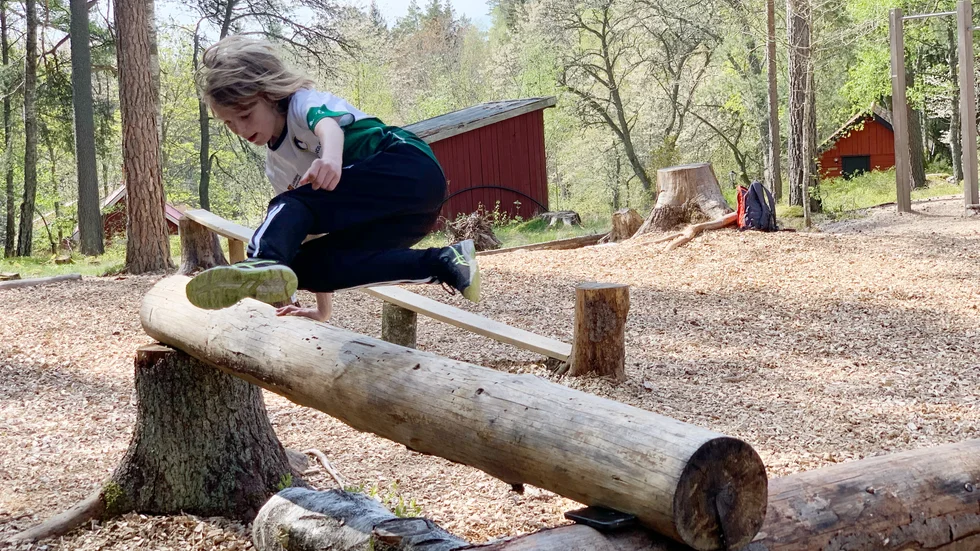 Sverker Rönnmark från Linköpings friluftsfrämjande var och provade på Naturparkour med sin grupp. 