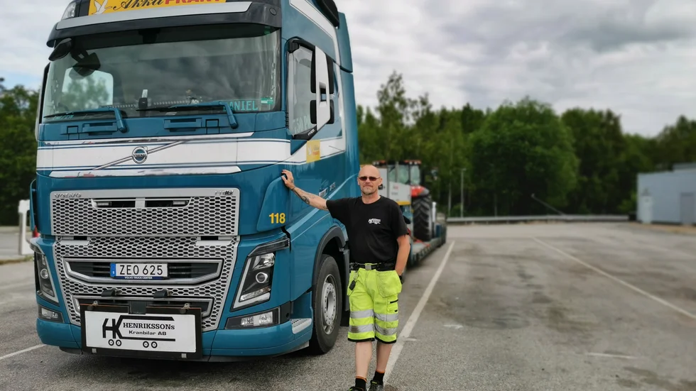 I den här hytten spenderar Daniel Åkerlund majoriteten av sin vakna - och sovande tid.