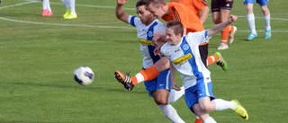 Anfallsprofilen är tveksam till fotbollsupplägget